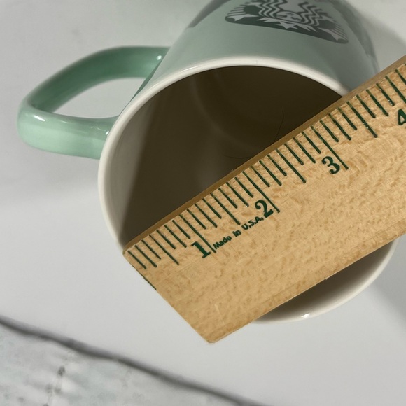 STARBUCKS 2020 Collectible Coffee Mug Green Holiday Tree 20 oz. - Picture 7 of 7